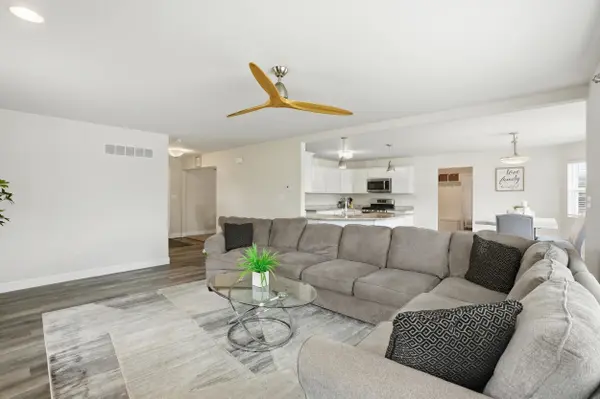 1414 Gates Drive, Schererville, IN 46375