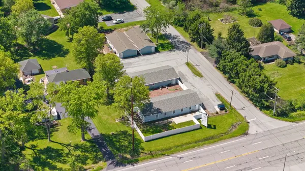 1147 N Salt Creek Road, Chesterton, IN 46304