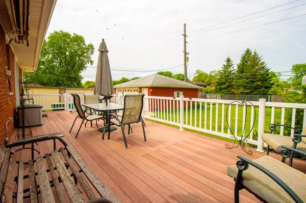 7920 Harrison AVE, Munster, IN 46321