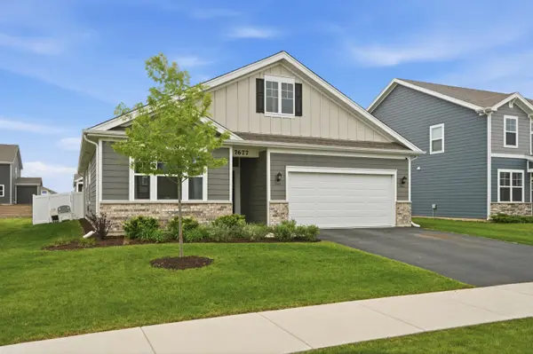 7677 W 105th PL, Crown Point, IN 46307