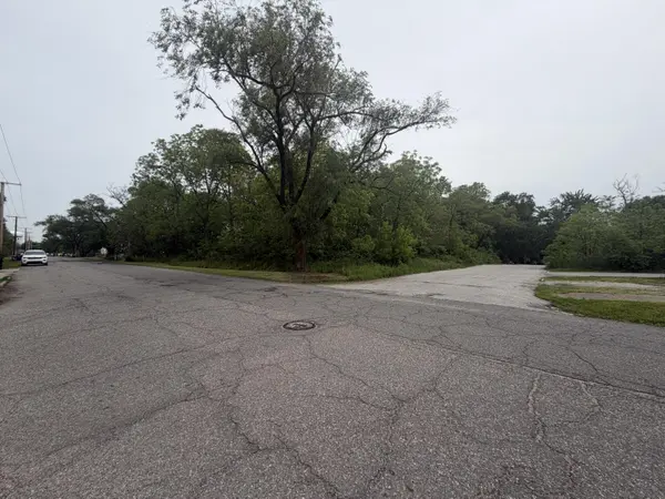 501 W 41st Avenue, Gary, IN 46408