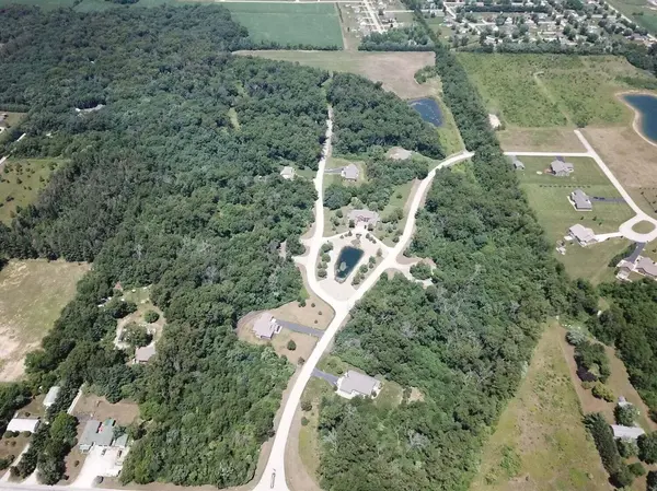 11133 Pleasant Grove DR, Wheatfield, IN 46392