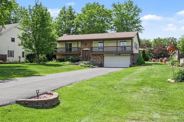 1594 Sunnyslope DR, Crown Point, IN 46307