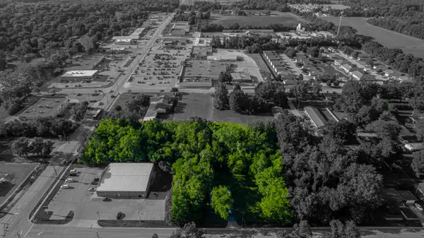 130 E Division, Demotte, IN 46310