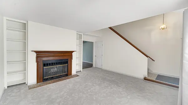771 Kenmare Pkwy, Crown Point, IN 46307