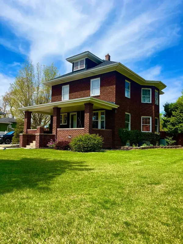 920 E Cleveland AVE, Hobart, IN 46342