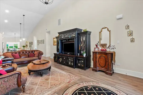 9167 Hickory Place, St. John, IN 46373