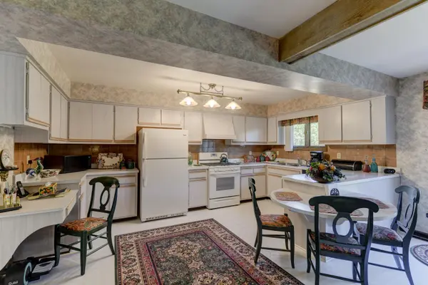9617 White Oak AVE, Munster, IN 46321