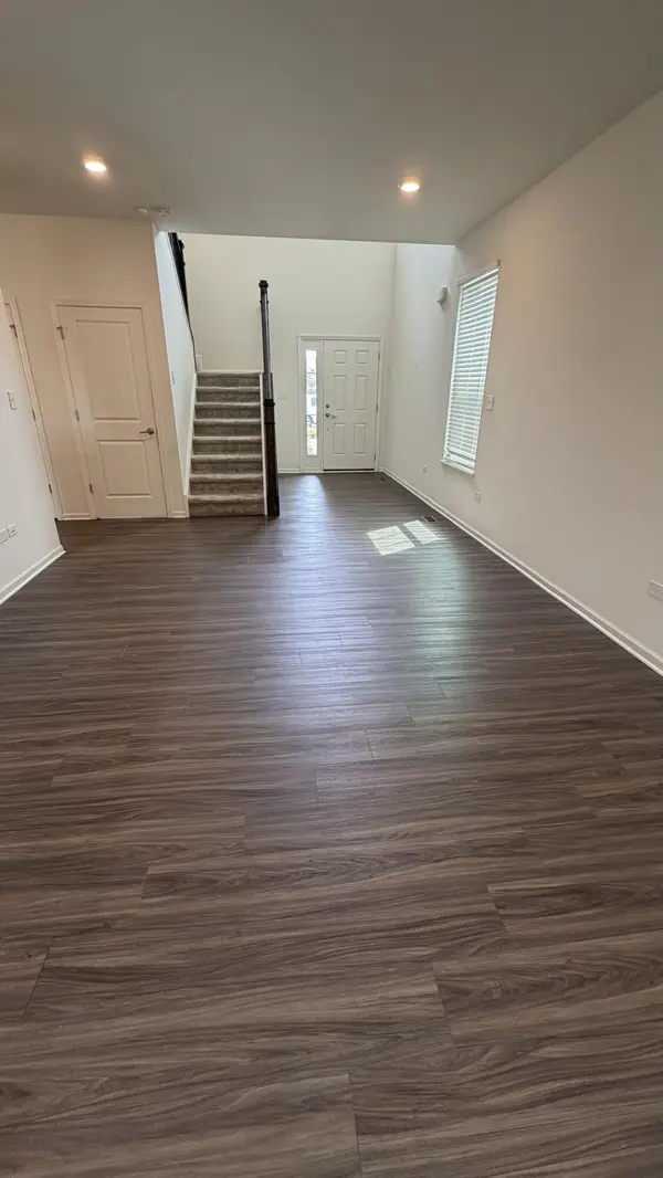 1780 E 110th Place, Crown Point, IN 46307