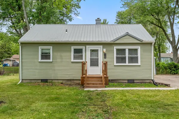 228 Oak ST, Crown Point, IN 46307