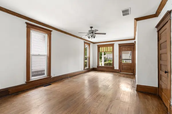 254 Park AVE, Valparaiso, IN 46383