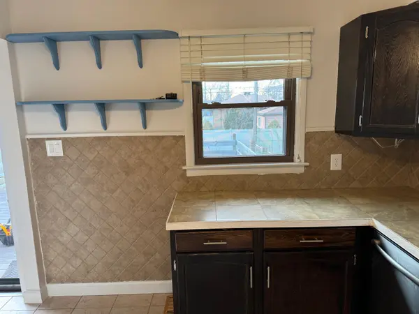 8334 Columbia AVE, Munster, IN 46321