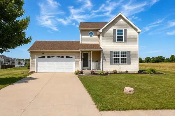204 Walnut Crossing Drive, Walkerton, IN 46574