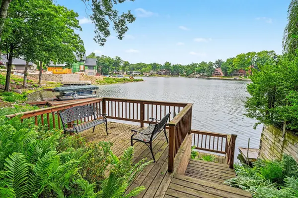 185 Amhurst Place, Valparaiso, IN 46385
