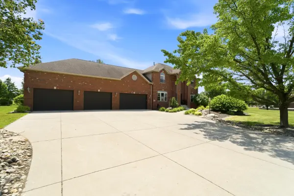 4941 E 107th CT, Crown Point, IN 46307