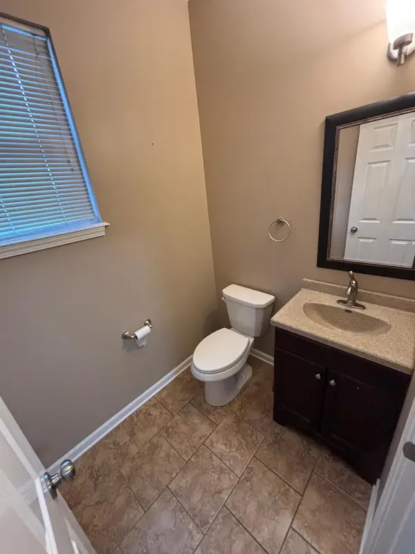 1302 Bobolink Road, Valparaiso, IN 46383