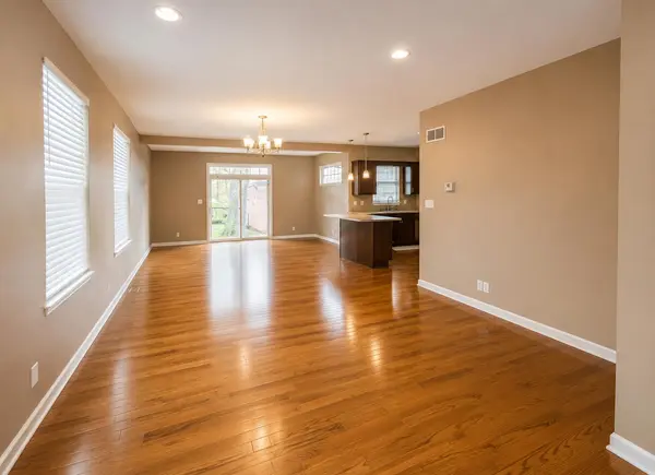 1302 Bobolink Road, Valparaiso, IN 46383