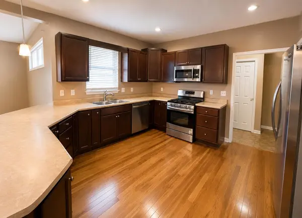 1302 Bobolink Road, Valparaiso, IN 46383