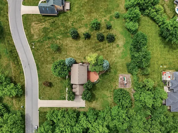 568 Shatz N Drive, Valparaiso, IN 46385