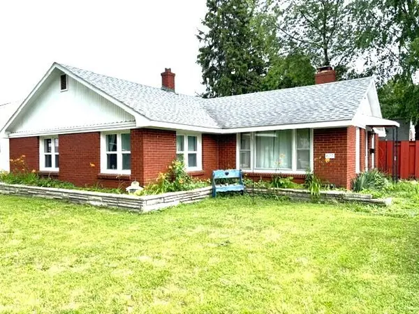 829 W Washington Street, Rensselaer, IN 47978