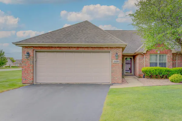 2028 Wildwood Circle, Highland, IN 46322