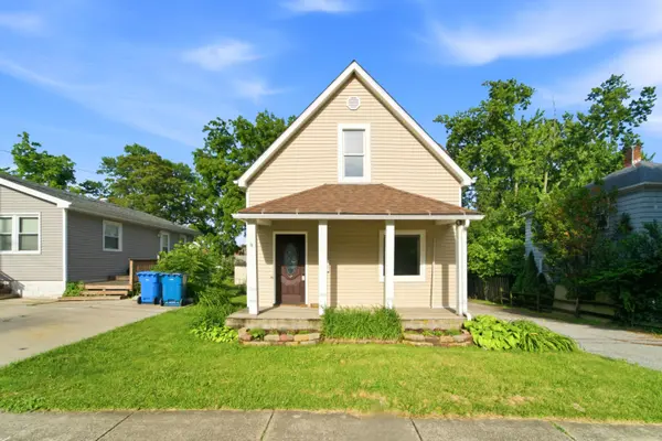 302 N West, Crown Point, IN 46307