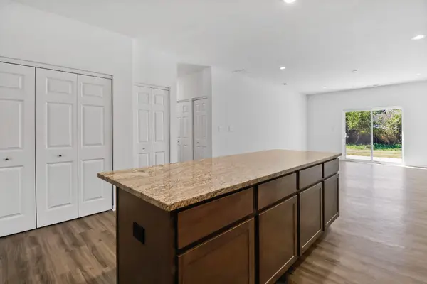 7123 Johnson Street, Merrillville, IN 46410
