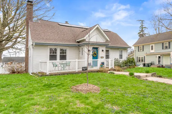 453 Chestnut ST, Valparaiso, IN 46385