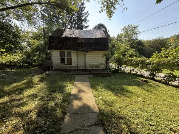 7674 N South Bend, New Carlisle, IN 46552