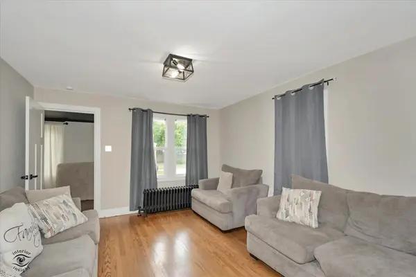 2729 New York Avenue, Whiting, IN 46394