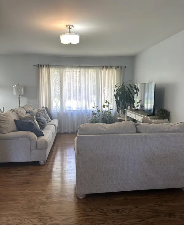 1243 N Lafayette Court, Griffith, IN 46319