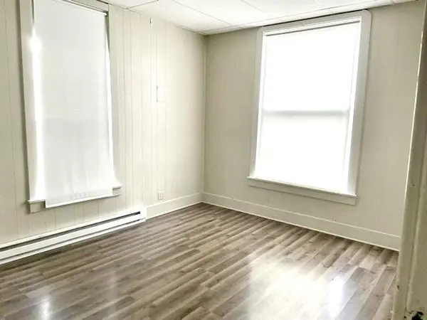 17 N Michigan - 141 E Main St, La Crosse, IN 46348