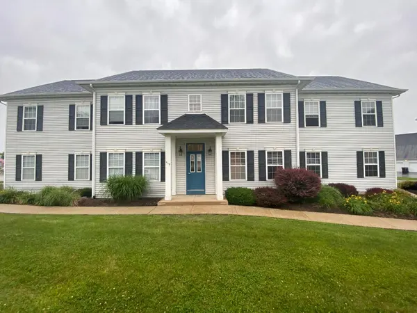 219 Prestwick DR #A, Valparaiso, IN 46385