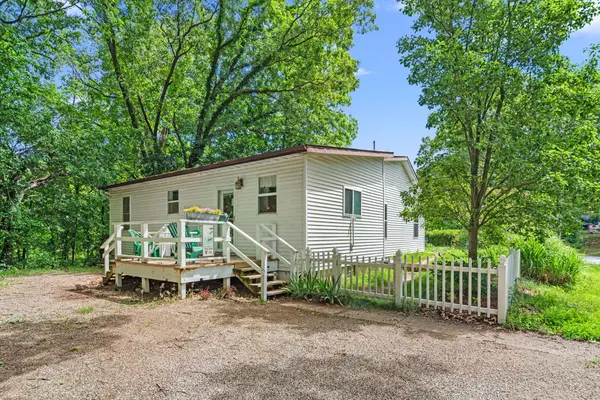 702 N Karwick RD, Michigan City, IN 46360