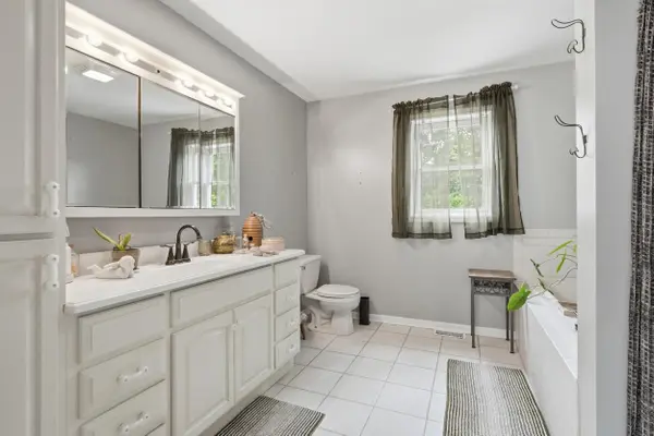 9371 N 408 E, Lake Village, IN 46349
