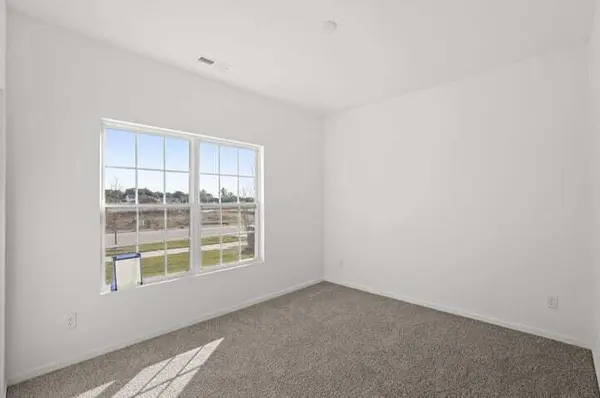 6641 E 103rd AVE, Winfield, IN 46307