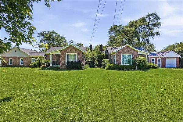 13131-35 Schneider ST, Cedar Lake, IN 46303