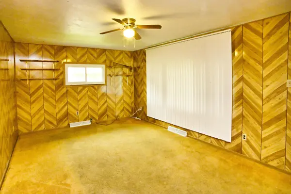 84 W 850 N, Valparaiso, IN 46385
