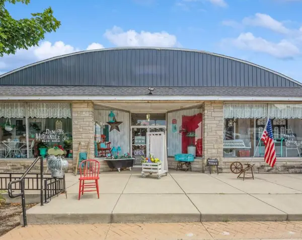 821 S Halleck Street, Demotte, IN 46310