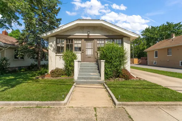 8829 Parrish Avenue, Highland, IN 46322