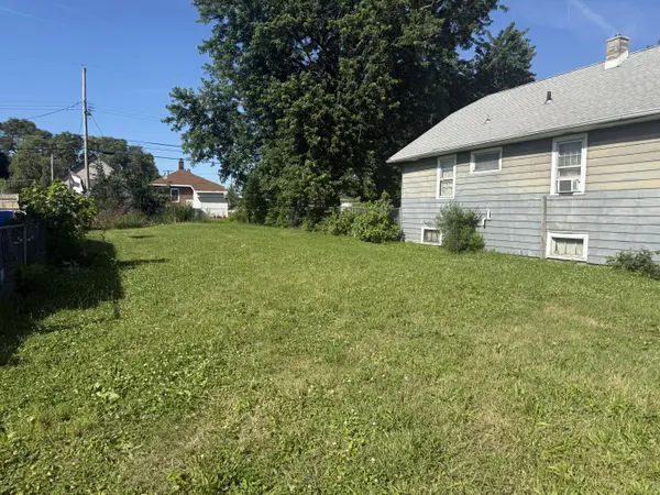 943 Sibley Street, Hammond, IN 46320