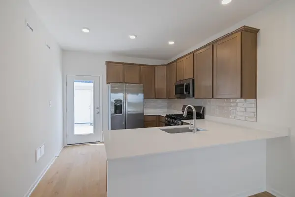 1609 Parkside Lane #E, Dyer, IN 46311