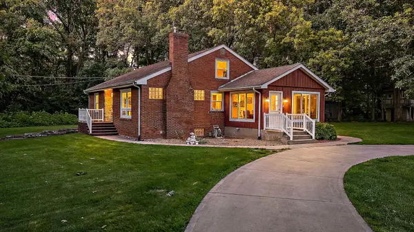 1111 S Hobart Rd RD, Hobart, IN 46342