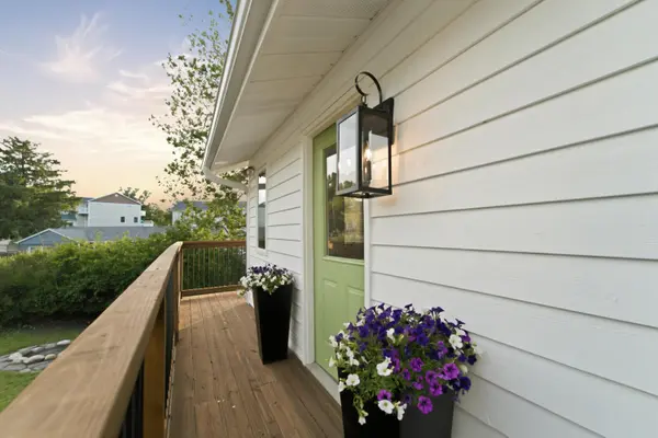 208 Lakeshore Drive, Michigan City, IN 46360