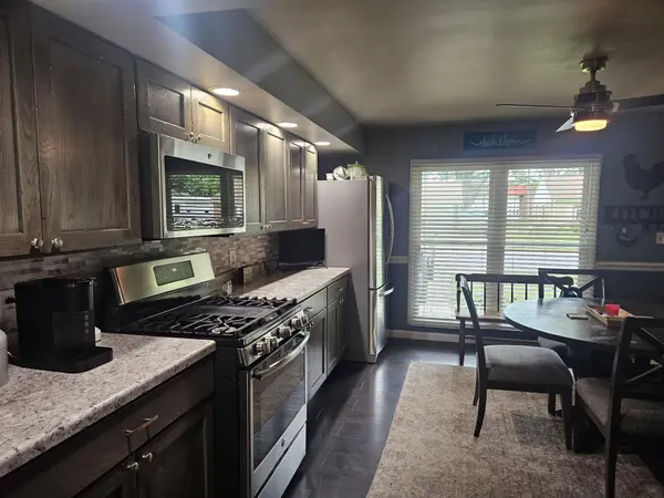 1703 Maple Garden DR, La Porte, IN 46350