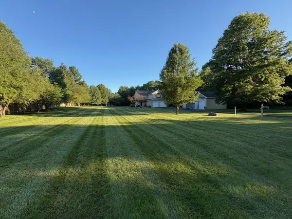 4309 Campbell ST, Valparaiso, IN 46385