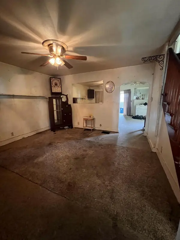 223 Park ST, La Porte, IN 46350