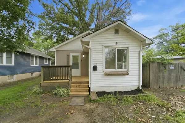 910 E 6th ST, Hobart, IN 46342