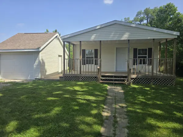 205 W Mcalpin Street, Hebron, IN 46341