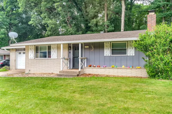 2916 Elmwood Street, Portage, IN 46368